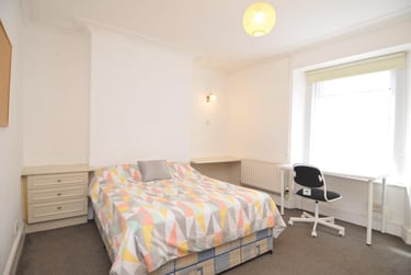 3 bed house, Providence Street, North Hill, Plymouth, PL48JG - Image 5